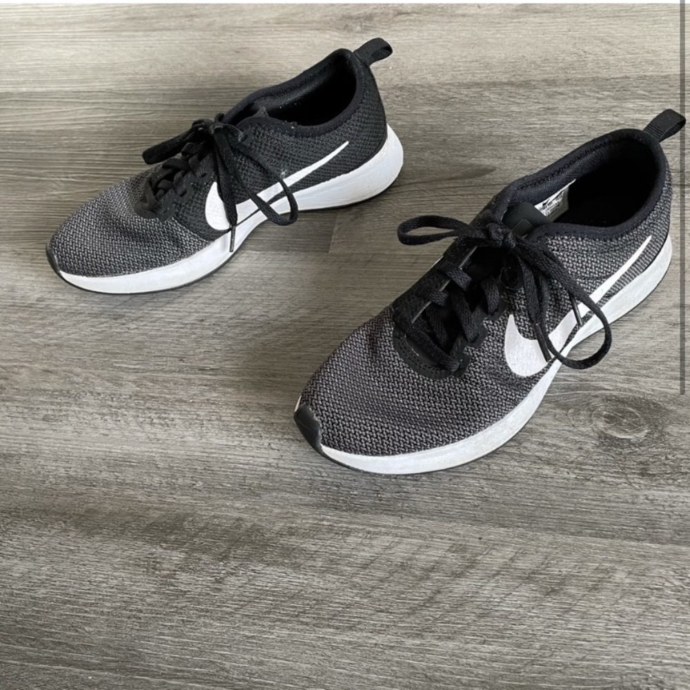 dualtone racer nike white